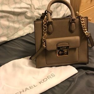 Michael Kors Bridgette Small North Sputh Crossbody